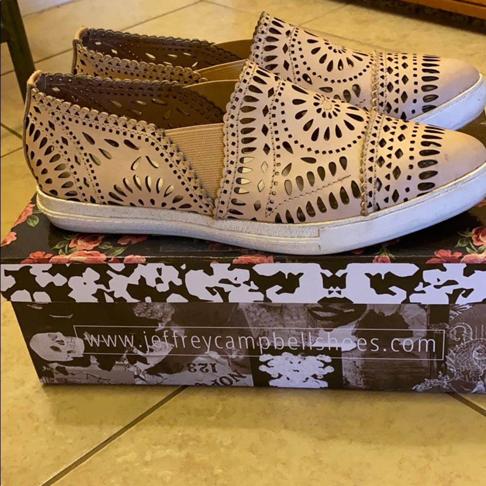 Jeffrey Campbell Marvey flat size 8.5